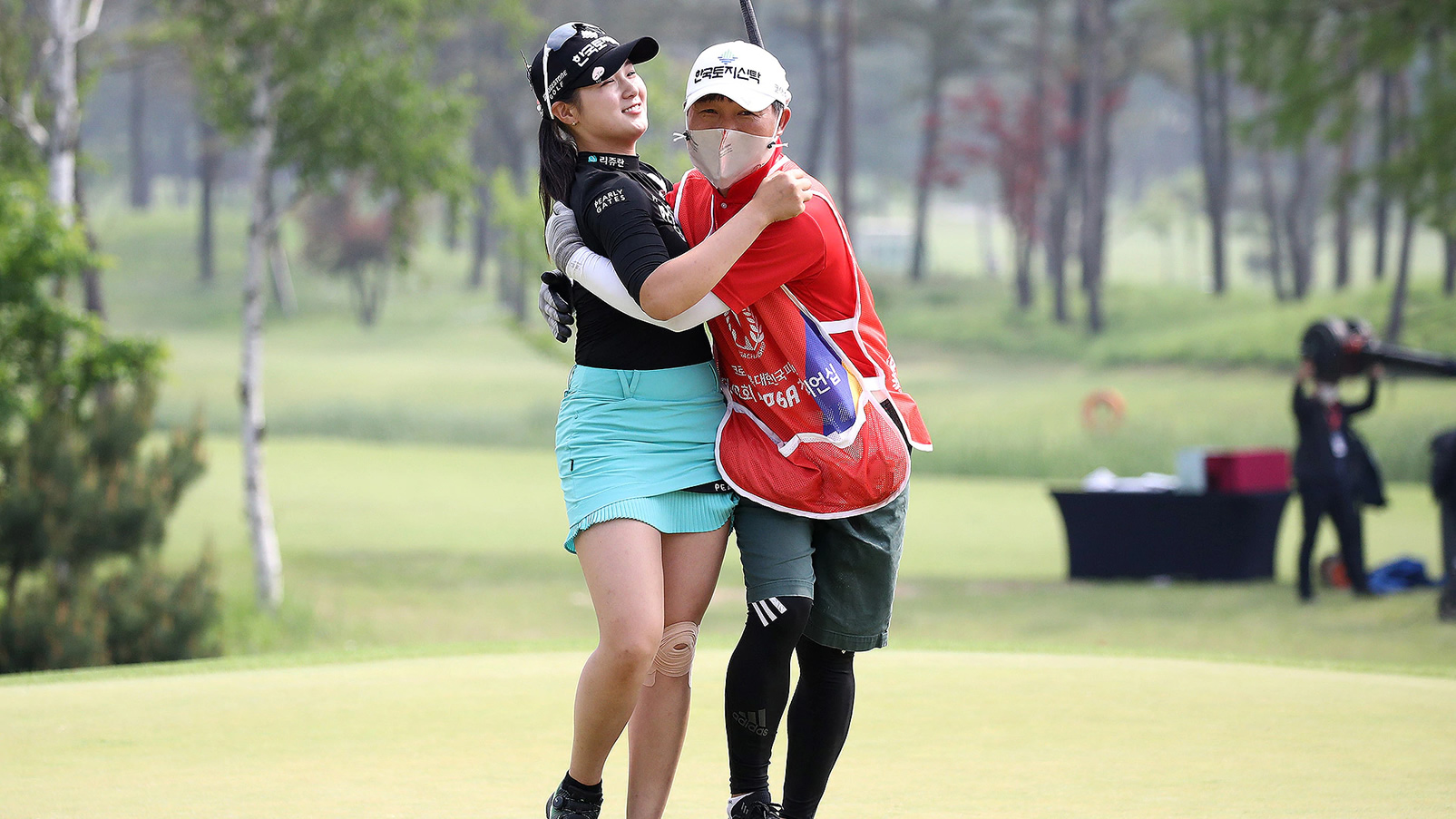 Park wins in golf’s return to action in South Korea